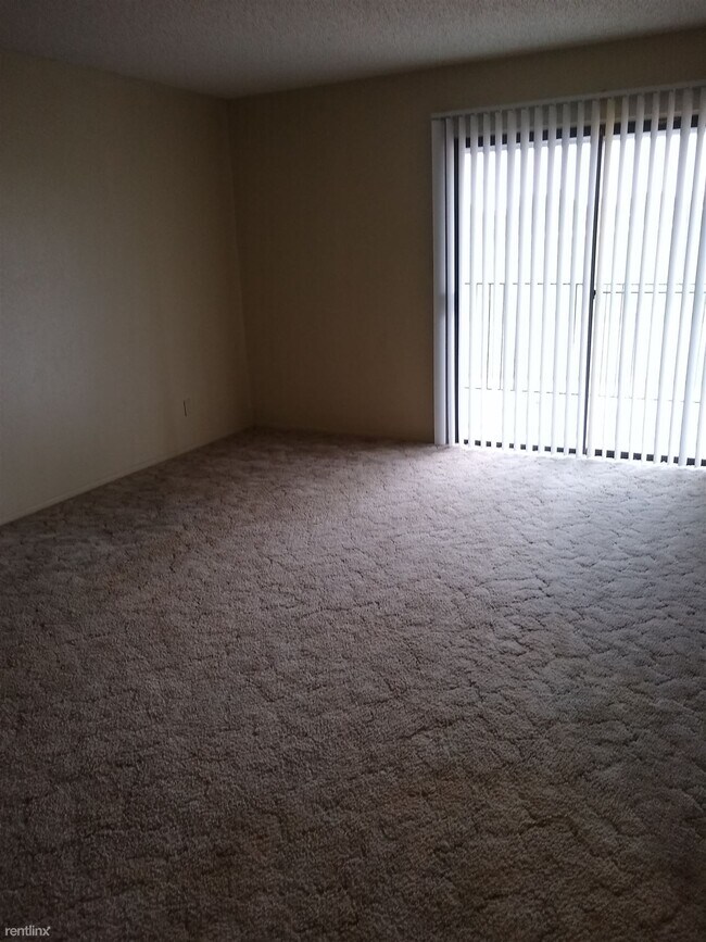 Building Photo - 220 Ridgecrest Dr
