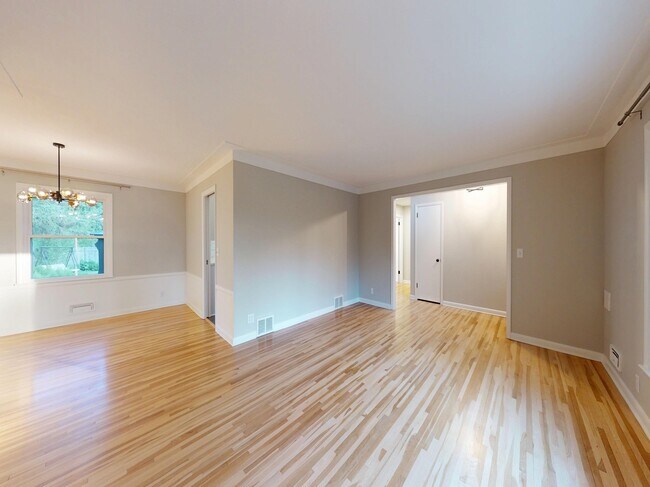 Foto del edificio - 6012 Virginia Ave S