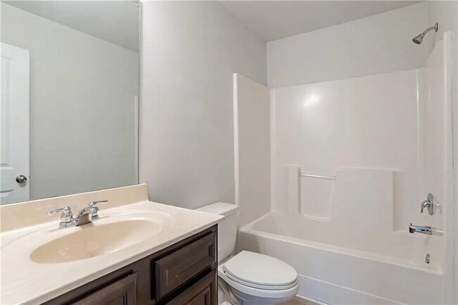Foto del edificio - 3443 Woodshade Dr