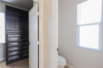 Building Photo - 10733 Mentesana Ave