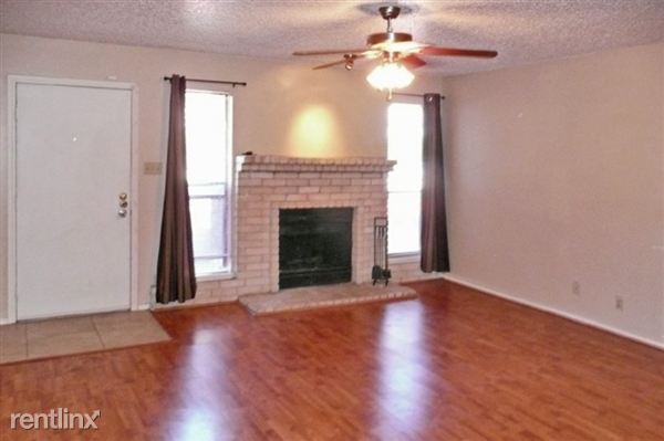 Building Photo - 2718 Old Field Dr