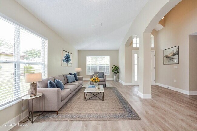 Foto del edificio - 8344 Lake Amhurst Trail