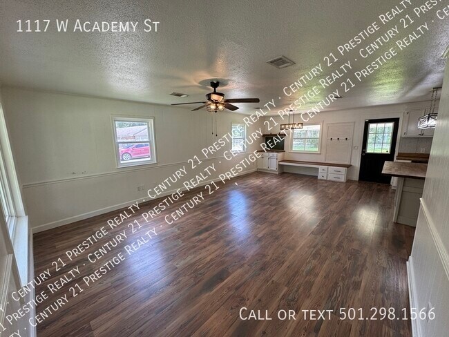 Foto del edificio - 1117 W Academy St