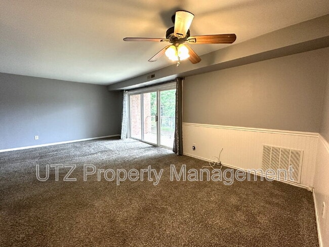 Building Photo - 205 Erin Way