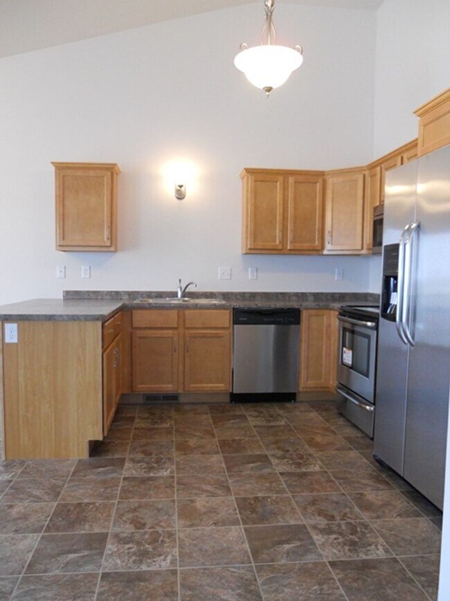 Foto del edificio - 3 Bed 3 Bath Twin Home