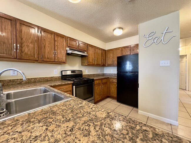 Foto del edificio - 1736 Flood St