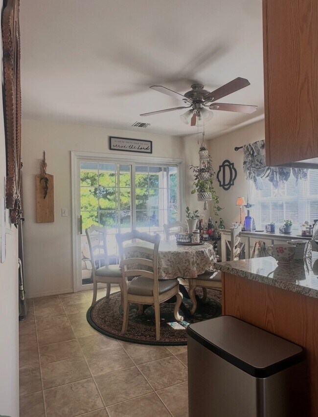 Building Photo - 23 Garden Way