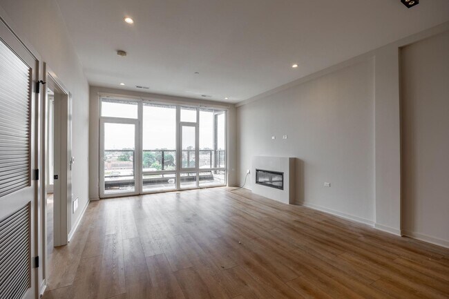 Foto del edificio - 3207 N Narragansett Ave