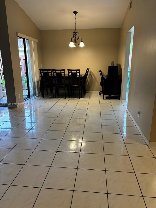 Building Photo - 6547 NW 170th Terrace