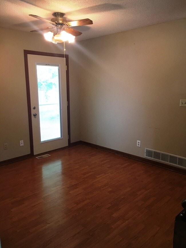 Foto del edificio - 3BR, 1. 3/4 BA Single Family Home