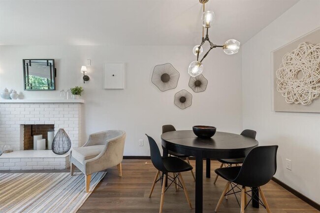 Photo du bâtiment - 1448 15th Av E