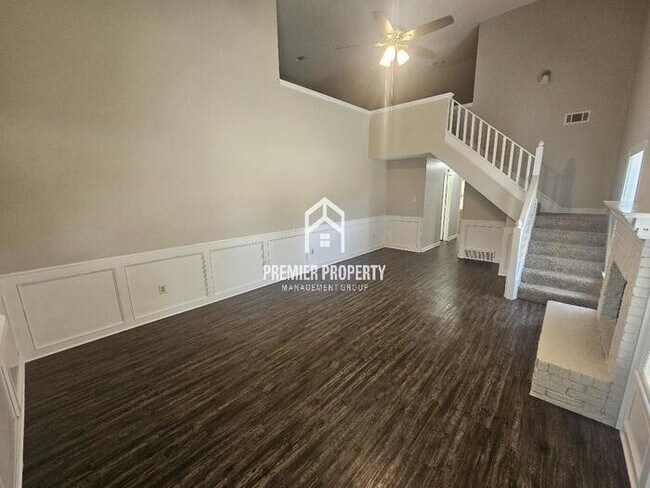 Building Photo - 6369 Hunters Pl Dr