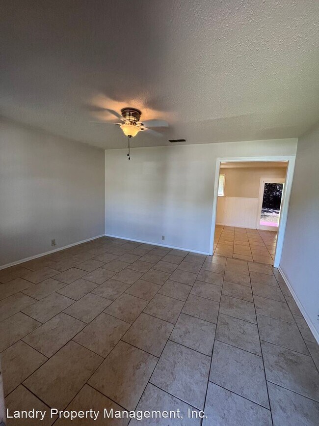 Foto del edificio - 3 br, 2 bath House - 1109 Center