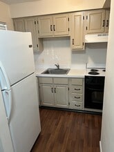 Building Photo - 5480 Shawnee Dr