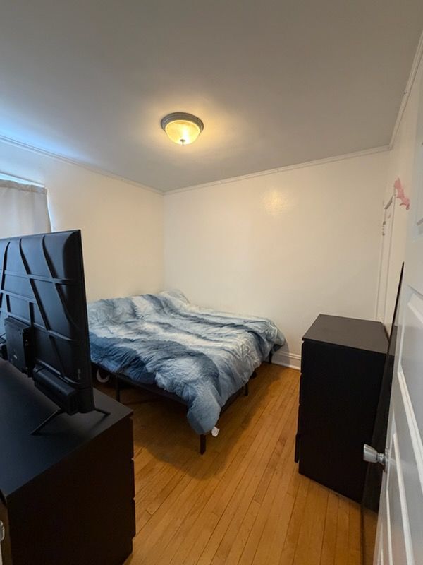 Foto del edificio - 4107 N Bernard St