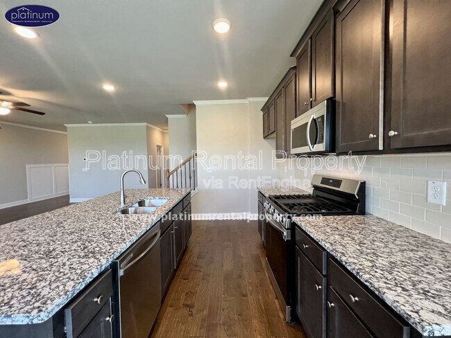 Foto del edificio - 2360 Manor Pointe Dr