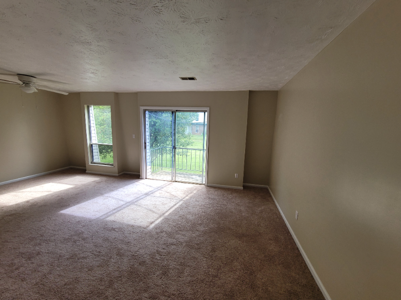 Foto principal - 1310 Louisville Rd