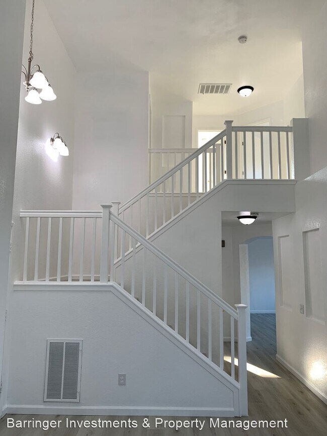 Foto del edificio - 4 br, 3 bath House - 1833 Houston Ave