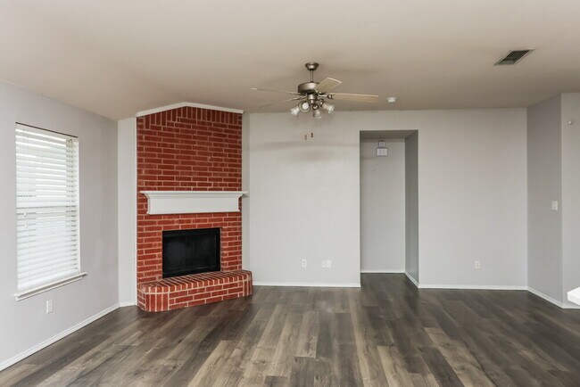 Foto del edificio - 433 Heritage Dr