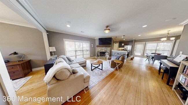 Building Photo - 3 br, 2 bath House - 1790 Philmore Ct