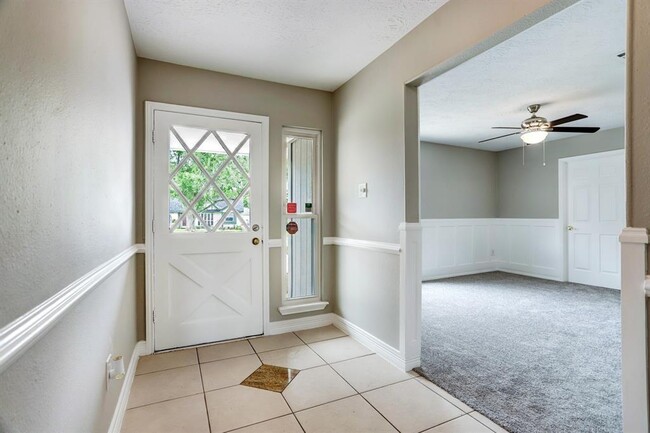 Building Photo - 3111 Oyster Cove Dr