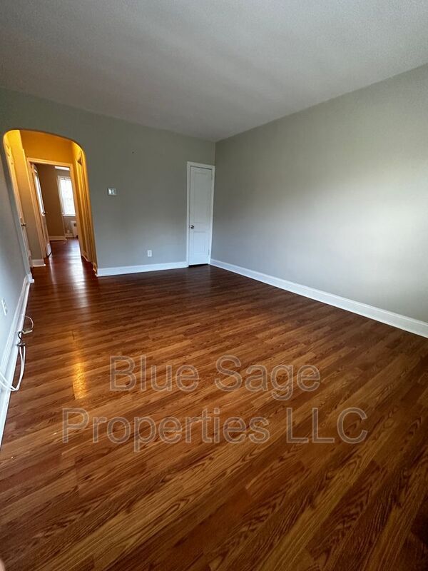 Foto del edificio - 813 Windermere Ave