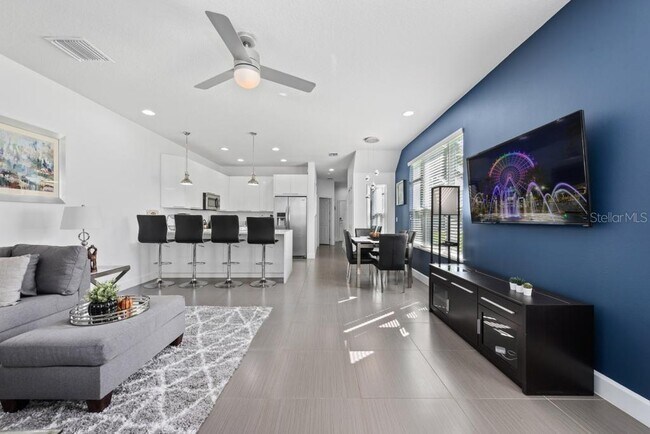 Foto del edificio - 17401 Placidity Ave