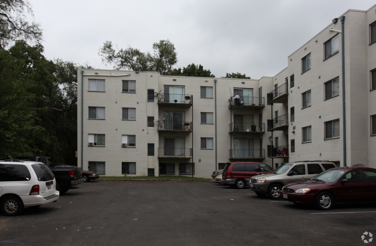 Building Photo - 19th Street Apartment Homes