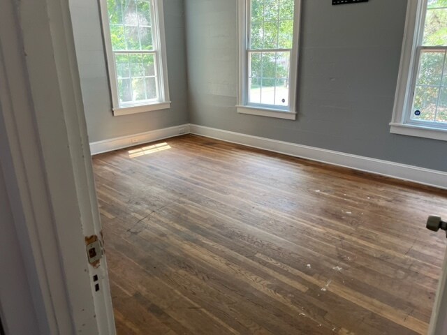 Building Photo - 604 Merrick St