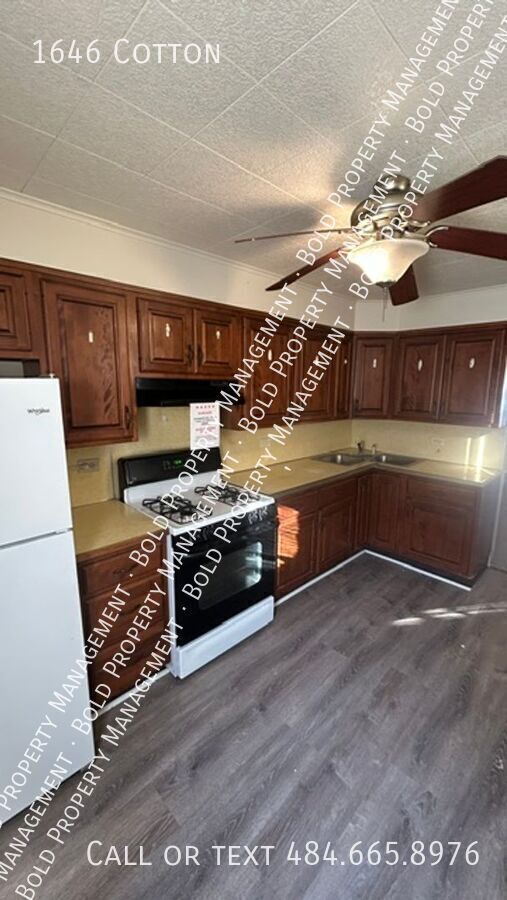 Foto del edificio - 1646 Cotton-