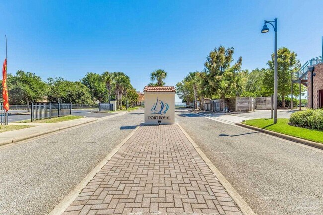 Foto del edificio - 6 Port Royal Way