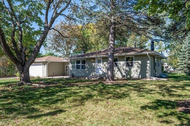 Foto del edificio - 6601 Jersey Ave N