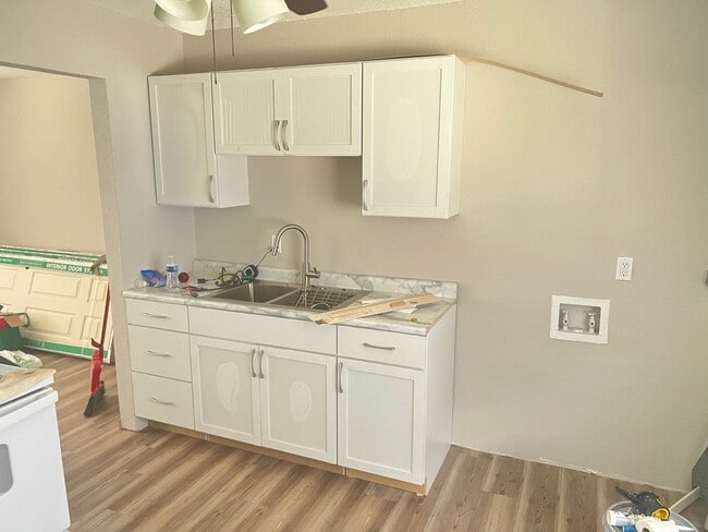 Foto del edificio - Remodeled 3 Bedroom Home - Available Now