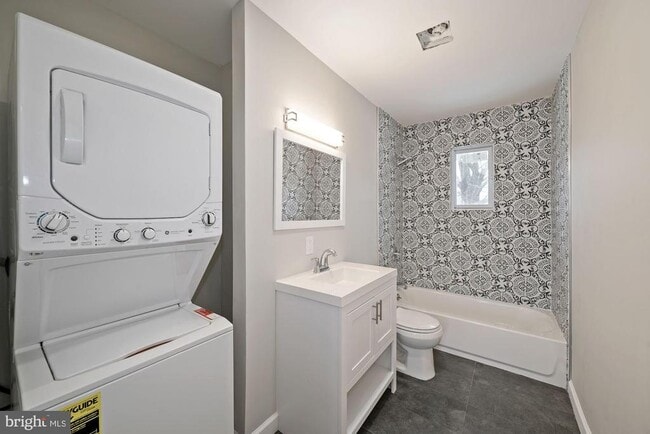 Foto del edificio - 22929 Frederick Rd