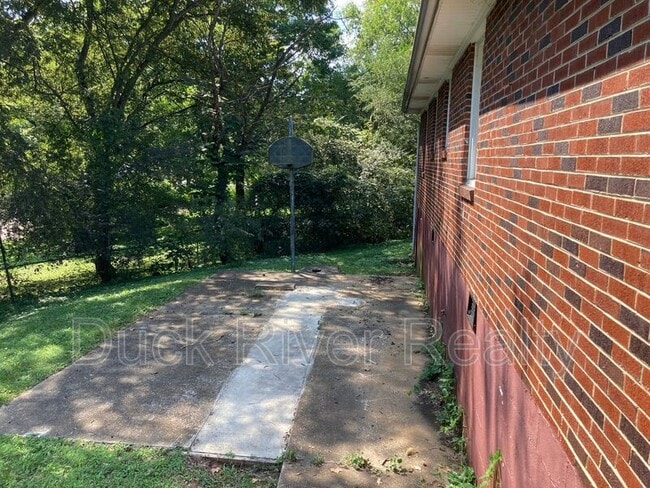 Foto del edificio - 206 Lee Dr