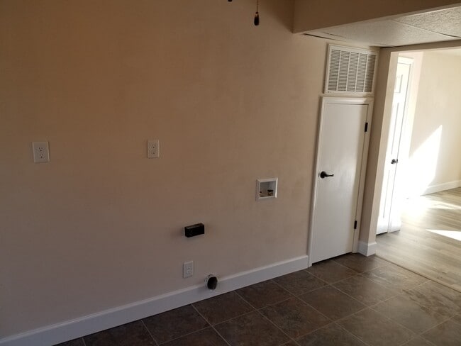 Foto del edificio - 405 W Collinsville Rd