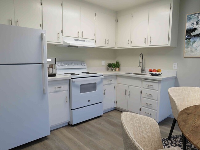 Foto del edificio - Linda D Apartments