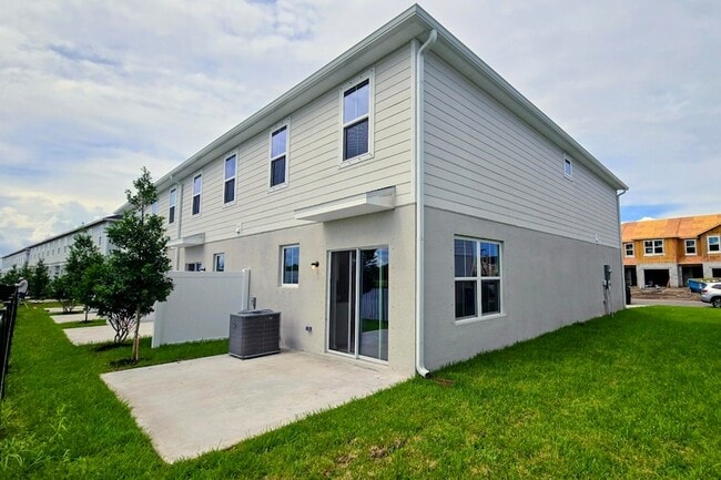 Building Photo - 15712 SW Morgan St