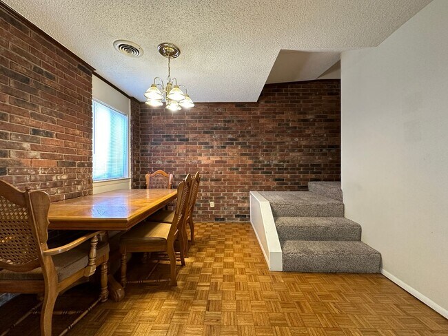 Foto del edificio - * Move-In Special * * Water Paid ; Washer/...