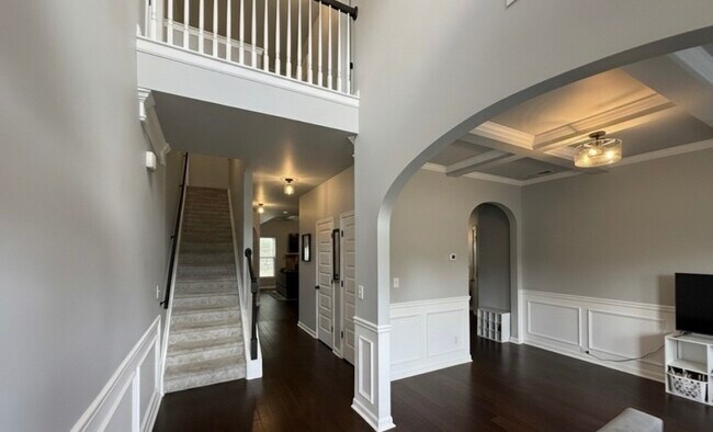 Building Photo - 310 Savannah Dr