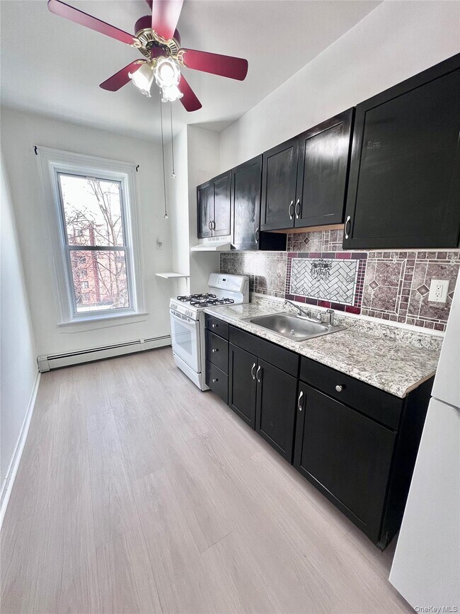 Building Photo - 4278 Vireo Ave
