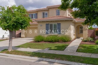 Building Photo - 381 W Miramonte Dr