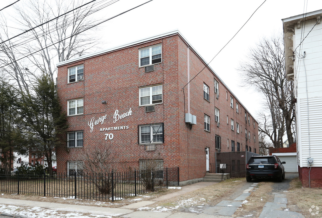 Primary Photo - George Beach Apartments