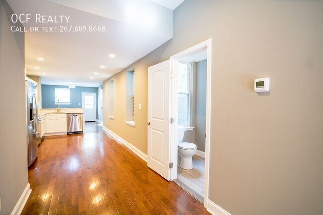 Foto del edificio - Three Bed Point Breeze Townhome