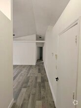 Building Photo - 7214 Edgewater Shores Ct