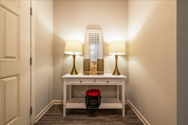 Building Photo - 2514 Piering Dr