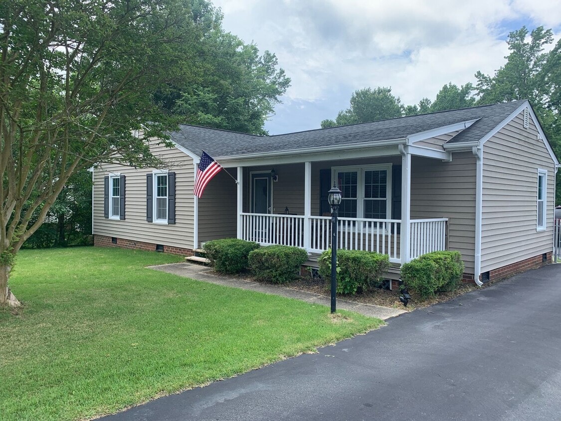3 Bedroom, 1.5 Bath Rancher off Cold Harbo... House Rental in Mechanicsville, VA