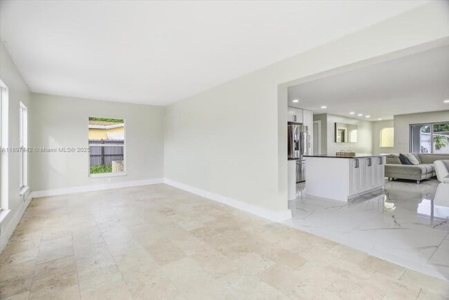 Foto del edificio - 6948 NW 8th Ct