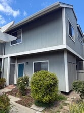 Building Photo - 857 Lynx Ln