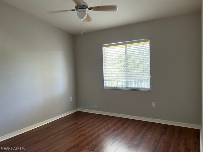 Building Photo - 8294 Key Royal Cir
